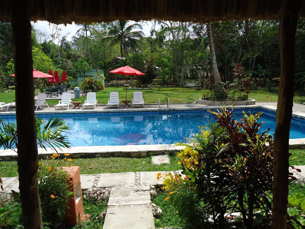 Hotel Jaguar Inn Tikal Exterior foto