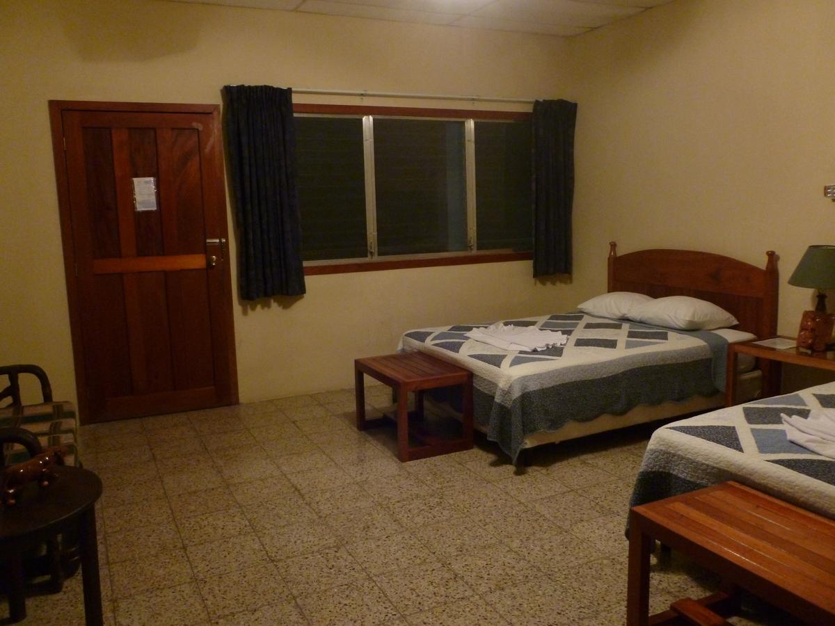 Hotel Jaguar Inn Tikal Zimmer foto